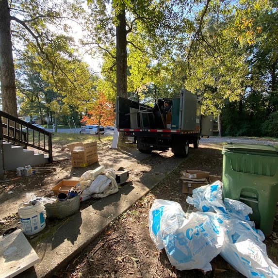 Junk removal service in Richmond
